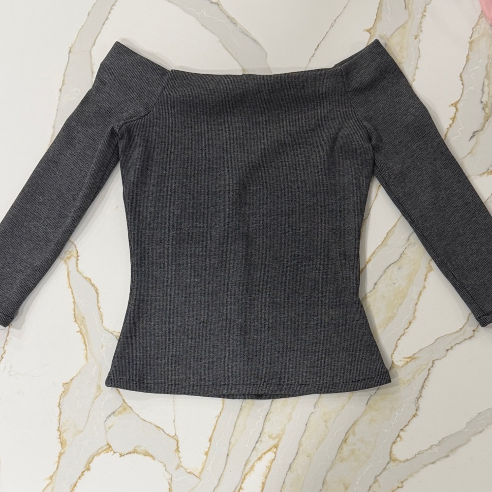 Zara Gray Off-Shoulder Blouse